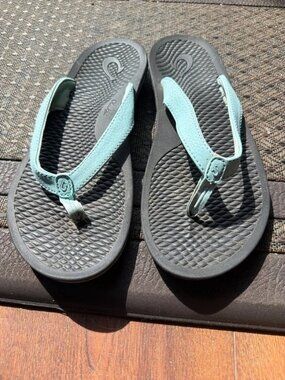 OluKai Ohana Womens Sea Glass Black Water Friendly Sandals US 8 EU38 Flip Flop